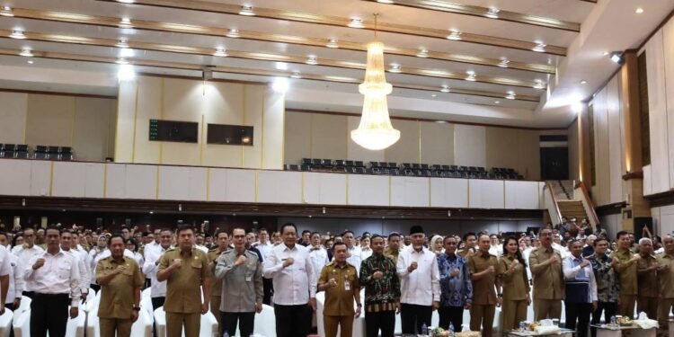 Gubernur Sultra Andi Sumangerukka Dukung Hilirisasi Komoditas Perkebunan, Fokus pada Pembangunan Pabrik Tebu di Konawe Selatan