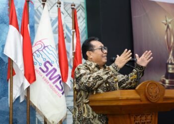 Dari Menteri hingga Kepala Desa, 16 Tokoh Terima Anugerah SMSI 2026 di Dewan Pers